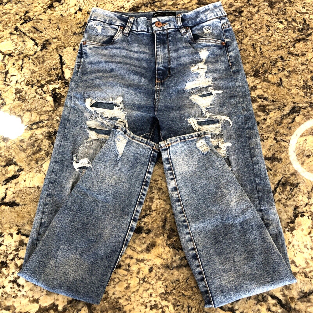 Size 26 X 27.5 Bluenotes Women’s Denim Super High Rise Jegging Rips Grunge